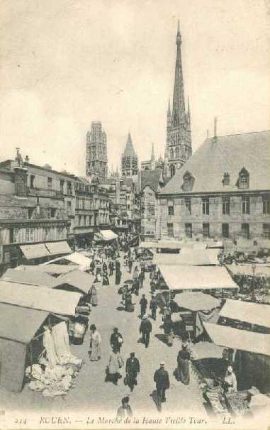 Le march� place de la Haute Vieille Tour