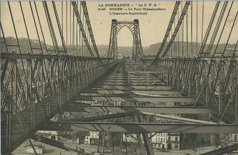 Le pont Transbordeur - L'Ossature sup�rieure