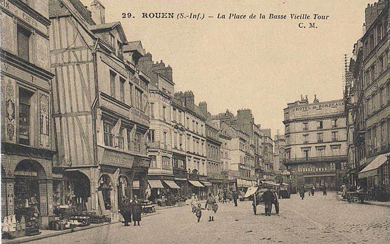 rouen-place-basse-vieille-tour