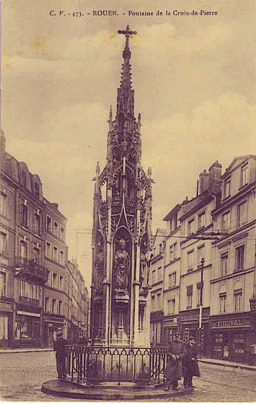 rouen-place-croix-pierre2