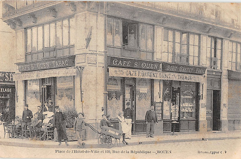 rouen-place-hotel-ville