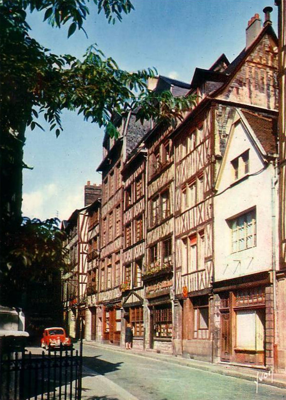 rouen-rue-martainville3