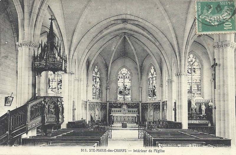 Intérieur de l'Église