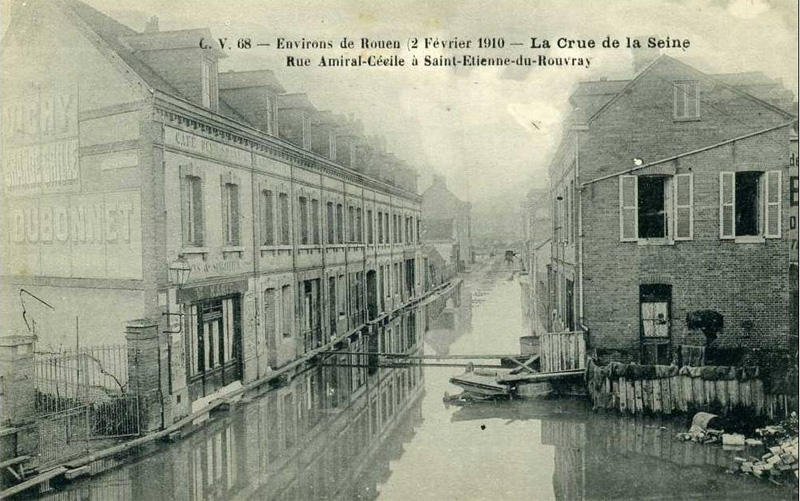 La Crue de la Seine<br>2 février 1910<br>Rue Amiral Cécile