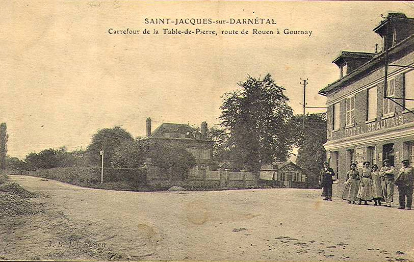 Carrefour de la Table-de-Pierre,<br>Route de Rouen  Gournay