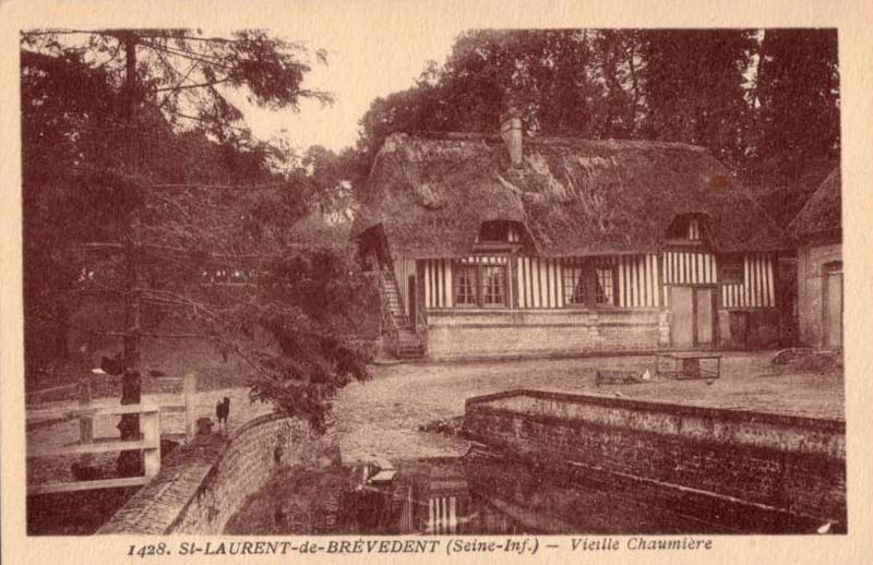 st-laurent-de-brevedent-chaumiere