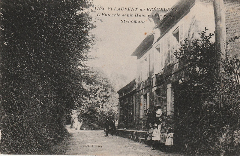 st-laurent-de-brevedent-epicerie2