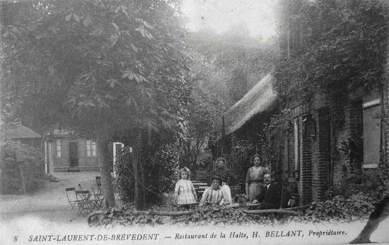 st-laurent-de-brevedent-restaurant-halte
