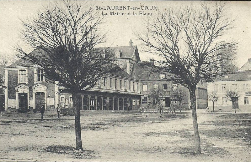 La Mairie et la Place