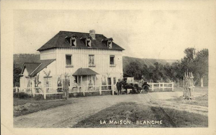 st-leger-bourg-denis-maison-blanche