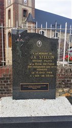 Stèle à  la mémoire de J.K Stellin - Saint-Maclou-la-Brière