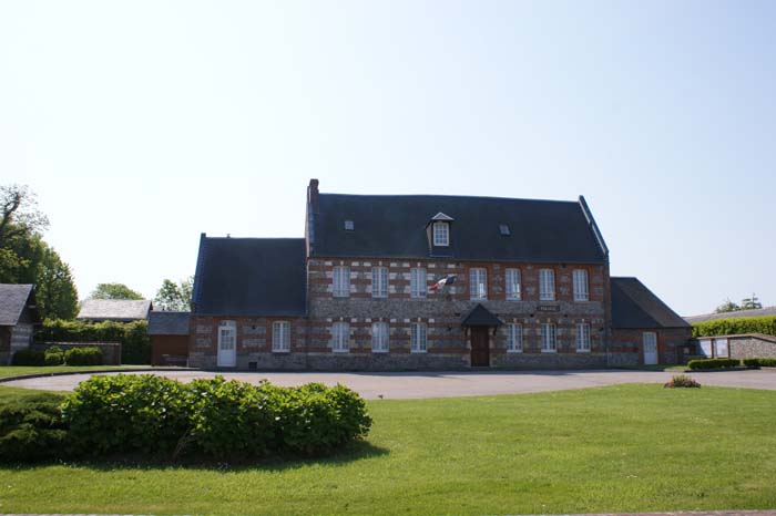 La Mairie de Saint-Martin-aux-Buneaux