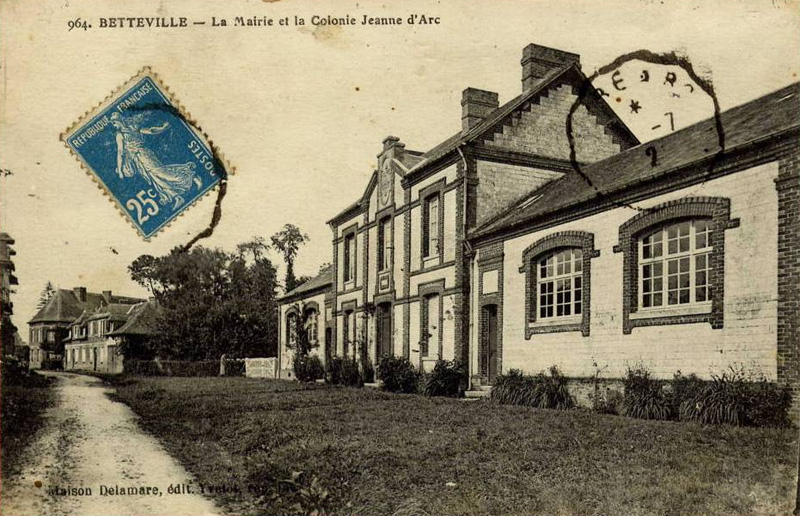 La Mairie et la Colonie Jeanne d