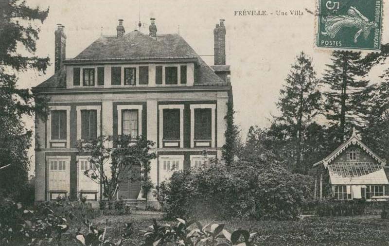 Une Villa<br>(Fréville)