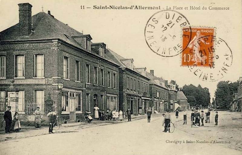 La Place et Hôtel du Commerce