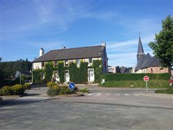 Place Guy de Maupassant - Saint-Ouen-du-Breuil	 