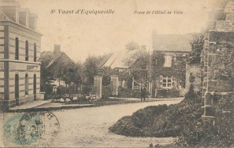 st-vaast-equiqueville-place-mairie2