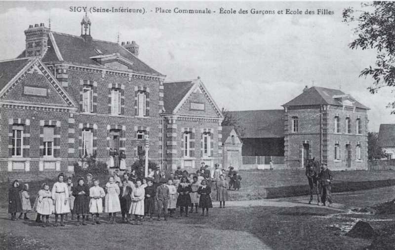 École des Garçons et École des Filles