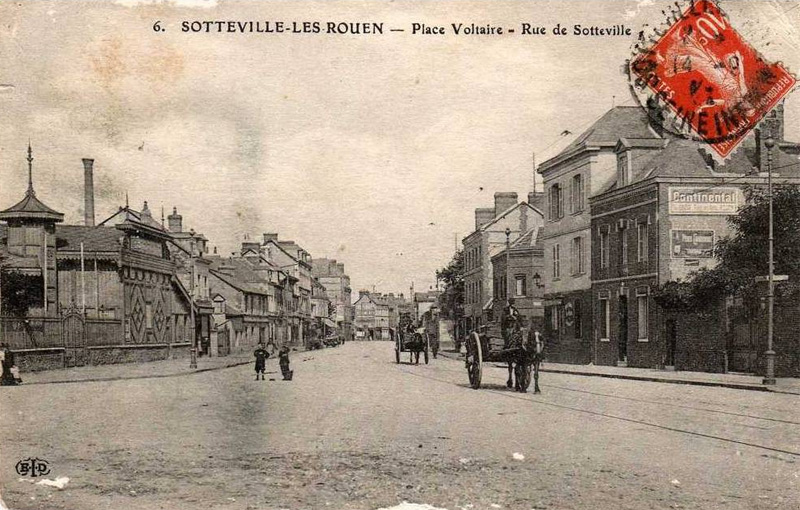 Place Voltaire - Rue de Sotteville