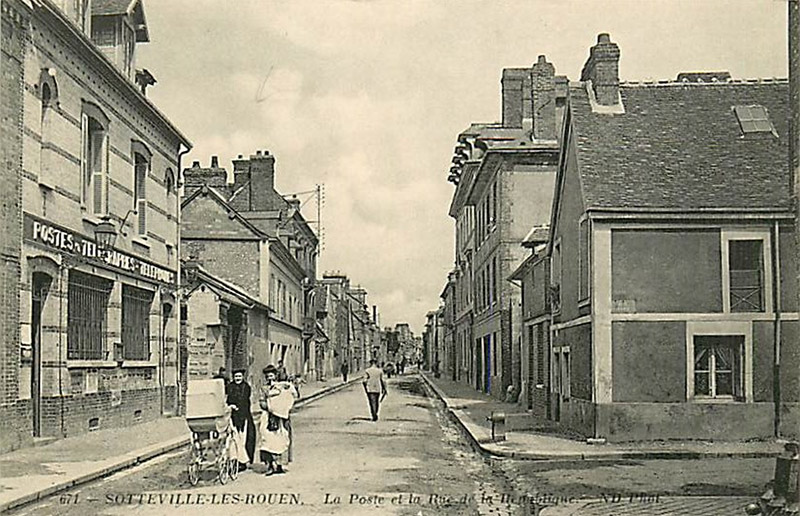 La Poste et la Rue de la république
