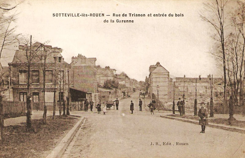 Rue de Trianon et Entrée du Bois de la Garenne.