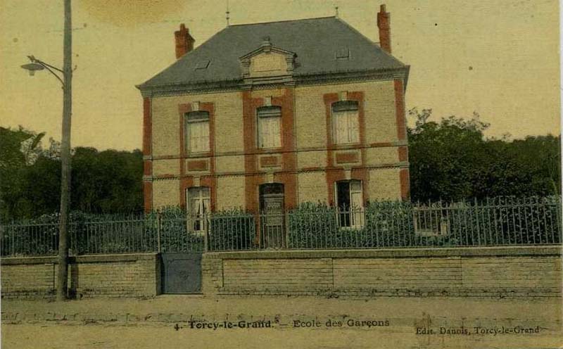 torcy-le-grand-ecole-garcons2