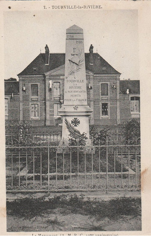 Le Monument aux Morts