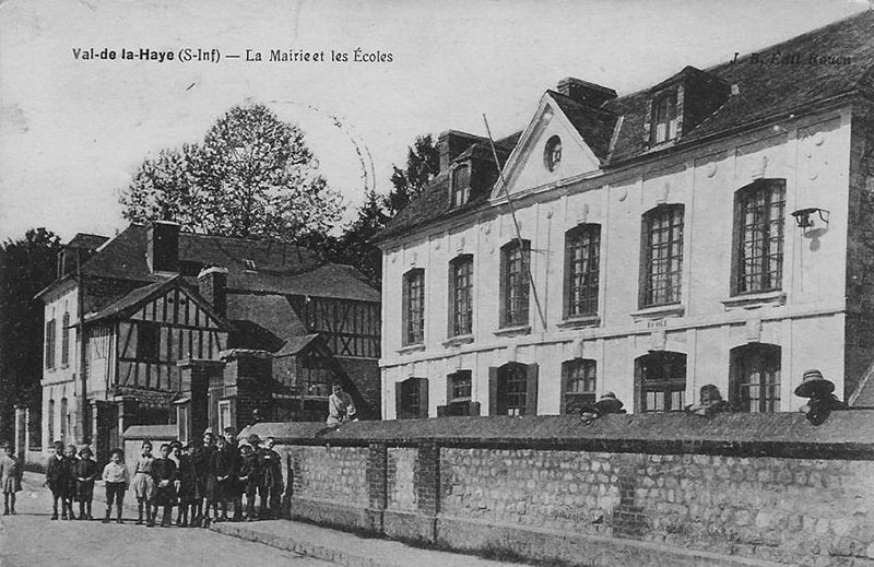 La Mairie et les Écoles