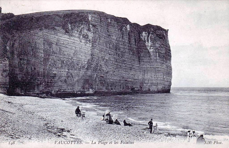 Vaucottes - La Plage et les Falaises