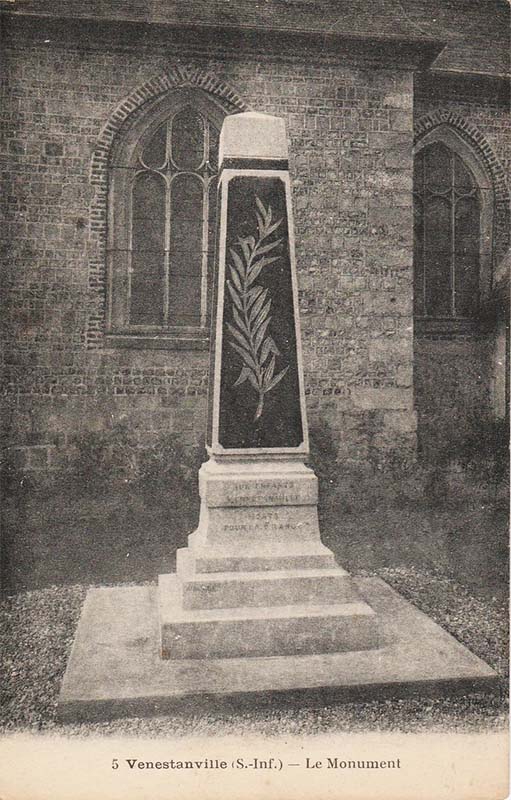 Le Monument aux Morts