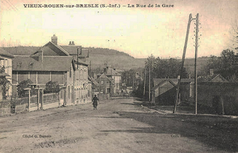 vieux-rouen-sur-bresle-rue-gare2