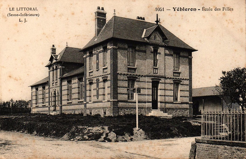 yebleron-ecole-filles2