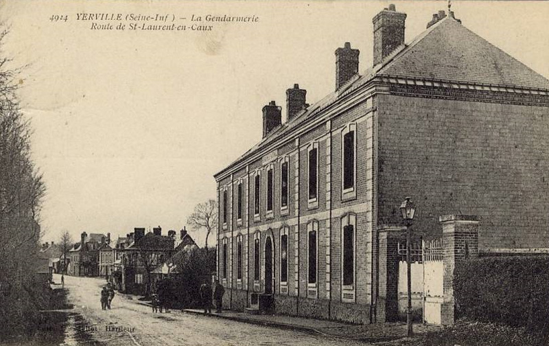 La Gendarmerie, route de Saint-Laurent-en-Caux