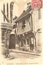 Louviers : Vieille Maison , rue des Grands-Carreaux en 1905 - Eure (27) - Normandie