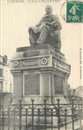 Le Neubourg : La statue de Dupont-de-l\'Eure - Eure (27) - Normandie