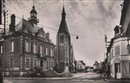 Étrépagny : Place de l'Hôtel-de-Ville - Eure (27) - Normandie