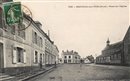Breteuil-sur-Iton : Place de l'glise  - Eure (27) - Normandie