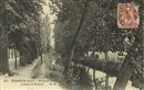 Évreux :  Bords de l'Ilon - Avenue de Breteuil - Eure (27) - Normandie