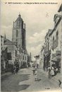 Batz-sur-Mer - La rue de la Mairie et la Tour Saint-Gu�nol� - Loire-Atlantique