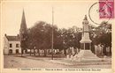 Couëron - Place de la Mairie - Le Clocher et le Mémorial -1914-1918 - Loire-Atlantique