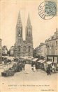 Saint-L - la Place Notre-Dame un jour de march - Manche (50) - Normandie
