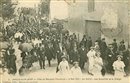 Prcy-sur-Oise - Fte du Bouquet Provincial.4 Mai 1913. Le Defil. les Autorites et le Clerg