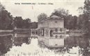 Ricquebourg - Château Bâti sur Pilotis - L'Étang