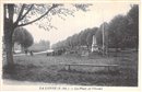 La Londe - Le Monument aux Morts et la Place de l\'Ourail - Seine-Maritime (76) - Normandie