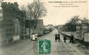 Petit-Couronne - La Route Nationale - L\'entre du Bourg - Grille du Chteau des Tourelles - Seine-Ma
